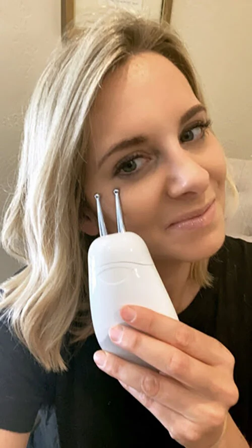 Week 22 of Weekly Wellness: More on NuFACE – Attachments and FIX