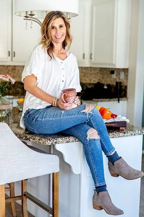Nutritional Health Coach Debbie Hendrickson Shares Tips for Healthy Eating, Boosting Your Immune System, and More