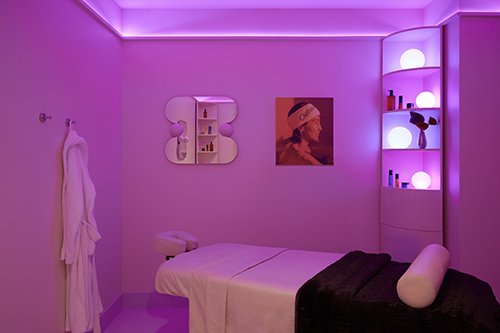 Gua Sha Massage, Stunning Nails, and a S’mores Latte—My Incredible Day at Chillhouse Soho in NYC