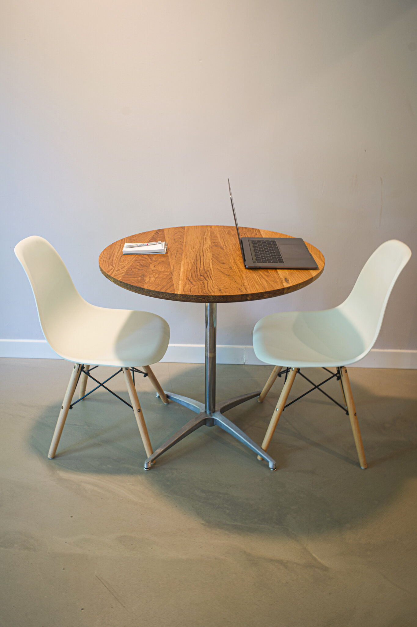 Round Desk/Table