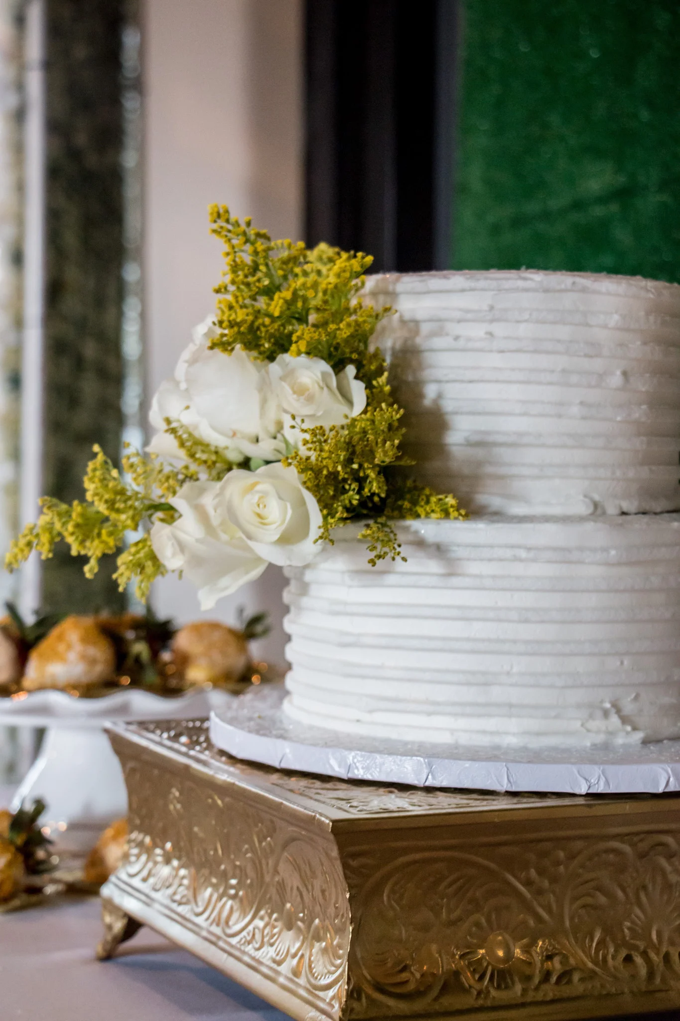 cake table _ babyshower.jpg