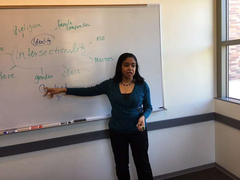 MarieTeaching-800x600.jpg