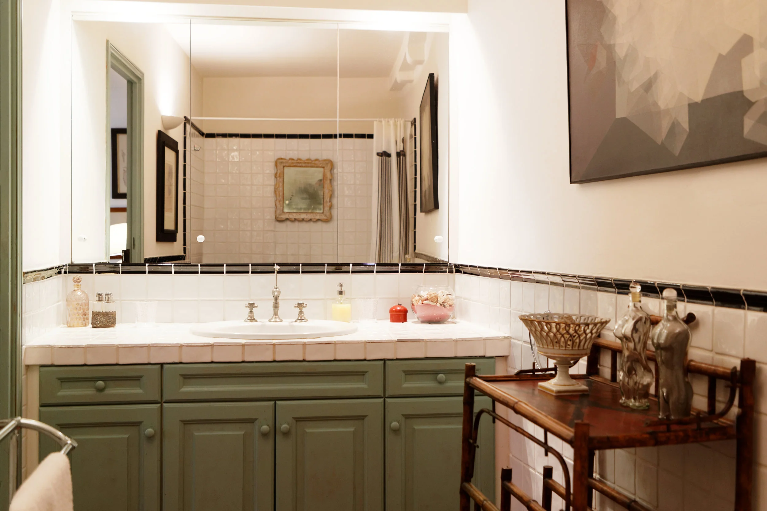 Photographie de la salle de bains privative de la chambre Churchill