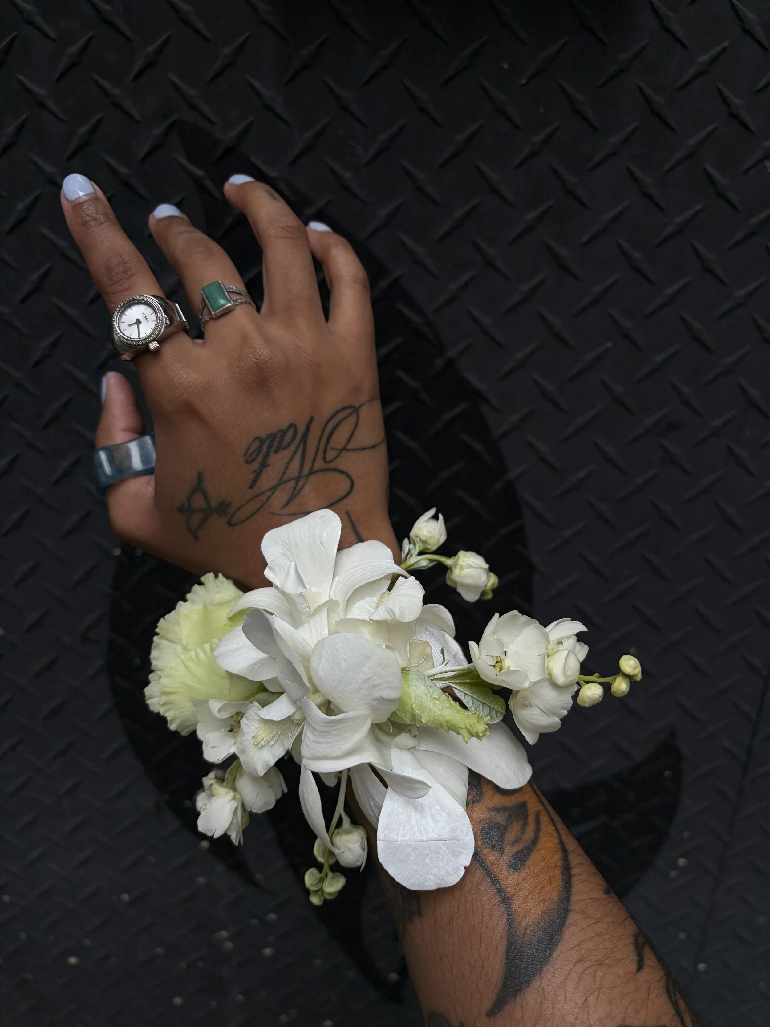 corsage.jpg