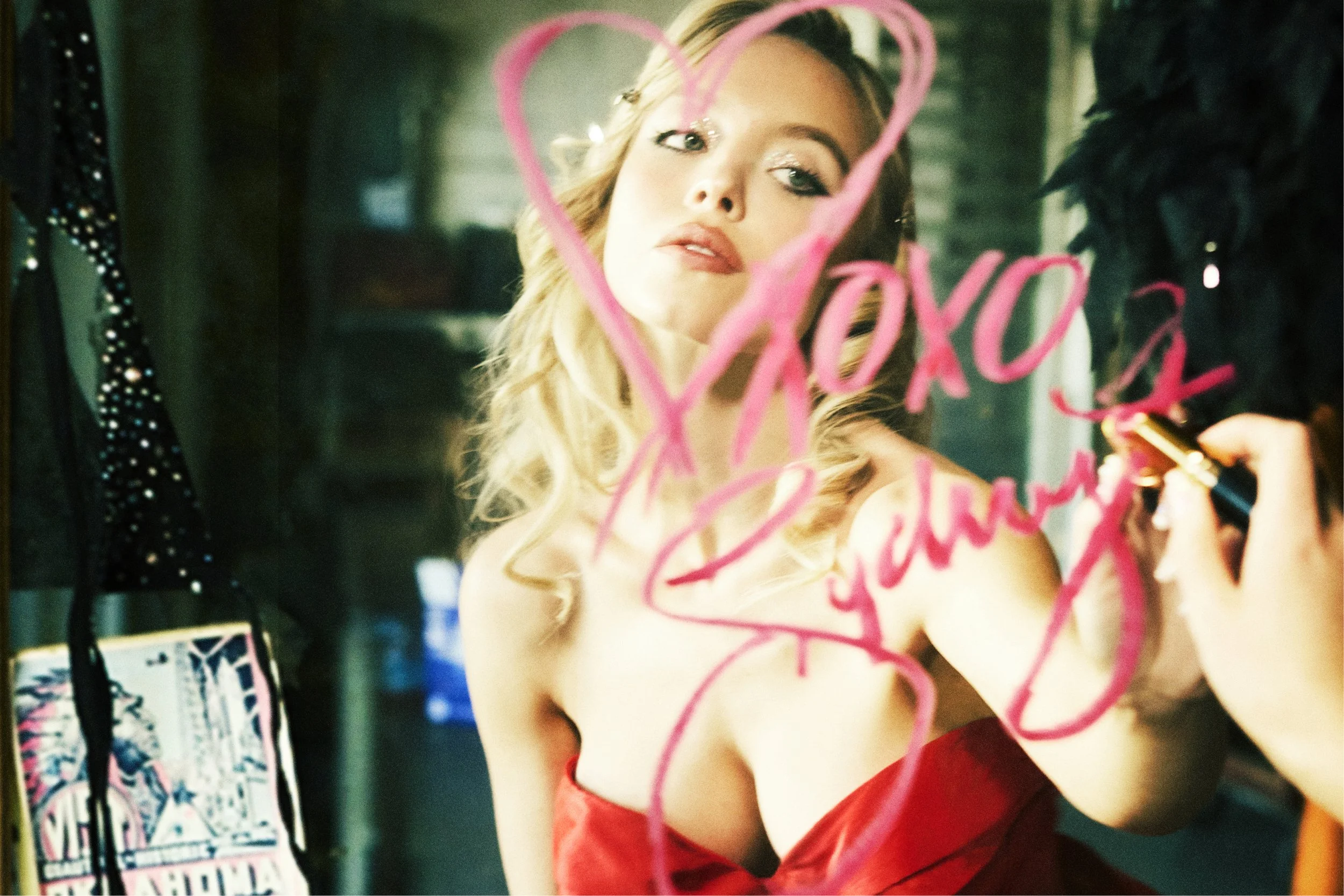 VONLINE_SYDNEY_SWEENEY_9.jpg