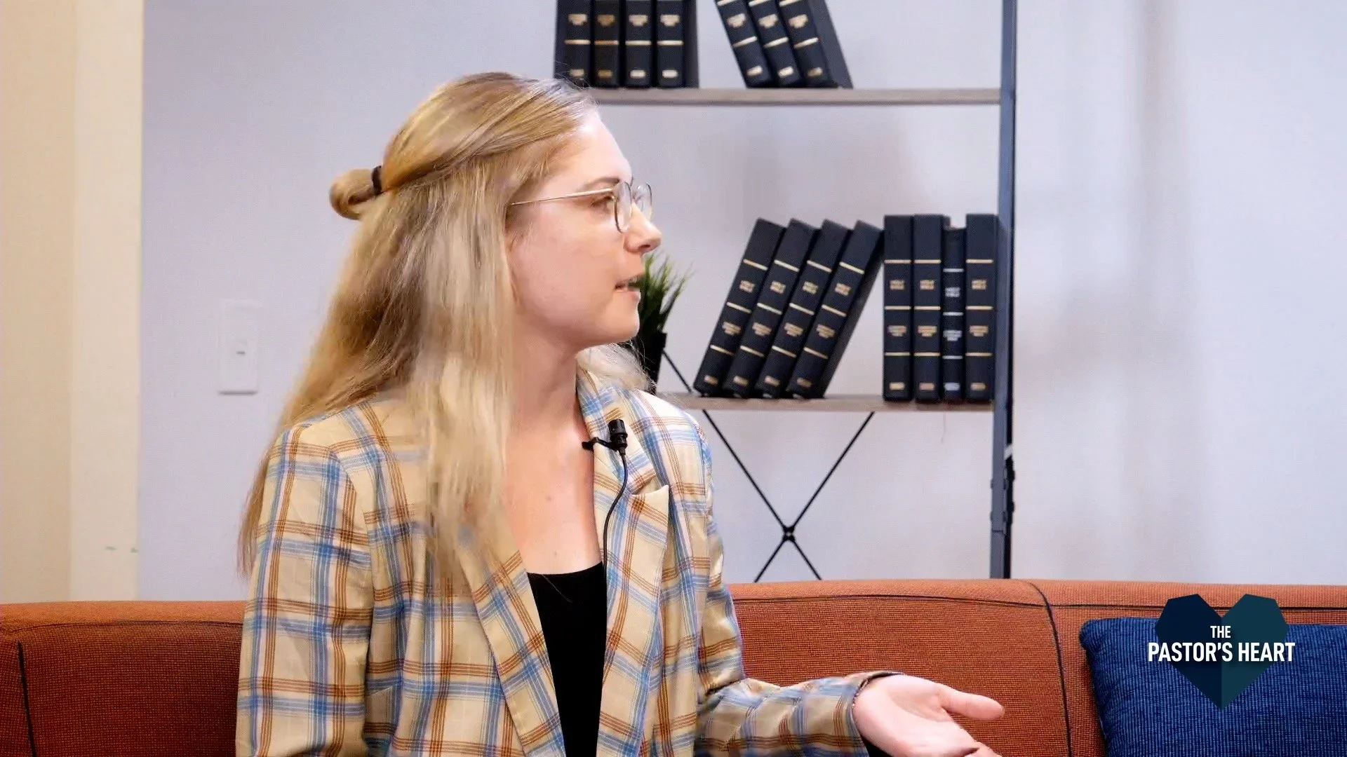 HANNAH IMAGE.jpg