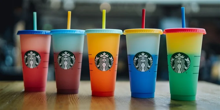 starbucks-color-changing-cups-today-main-190502_7c789065eadd351820f47681c9c7aad2.fit-760w.jpg