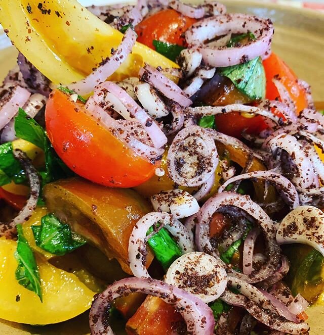 Heritage tomato, sumac, onion &amp; pine nut salad.. #freshsalads #summerfood #newweddingvenue #somersetwedding #wiltshirewedding #bristolwedding