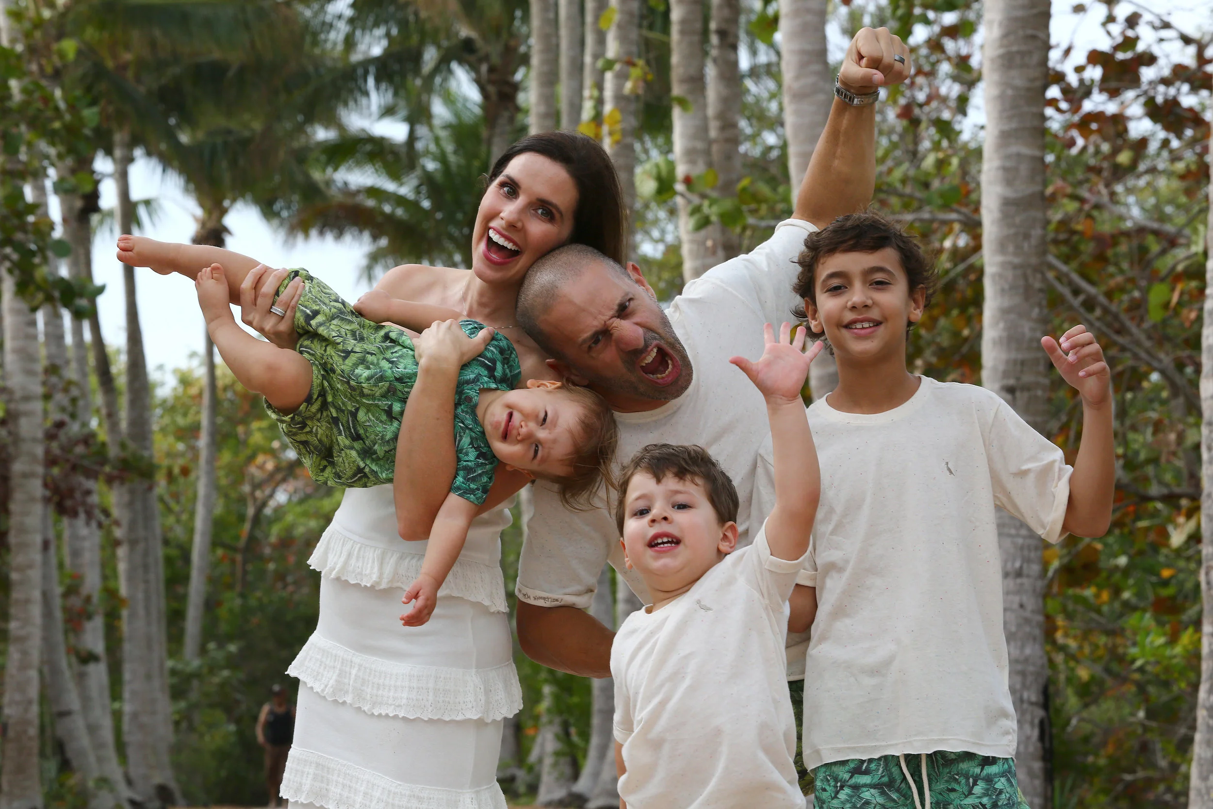 #SkinBabe Lauren Kanaan is the mom to two rowdy toddlers and a her amazing stepson with 2013 Indy 500 Champ Tony Kanaan. She's expecting another baby late summer!