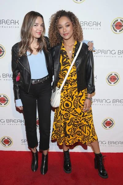 #SkinBabe Chaley Rose with her favorite #SkinBabe, fellow actress & friend Georgie Flores!
