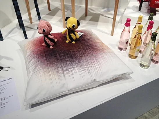 cushion space 1