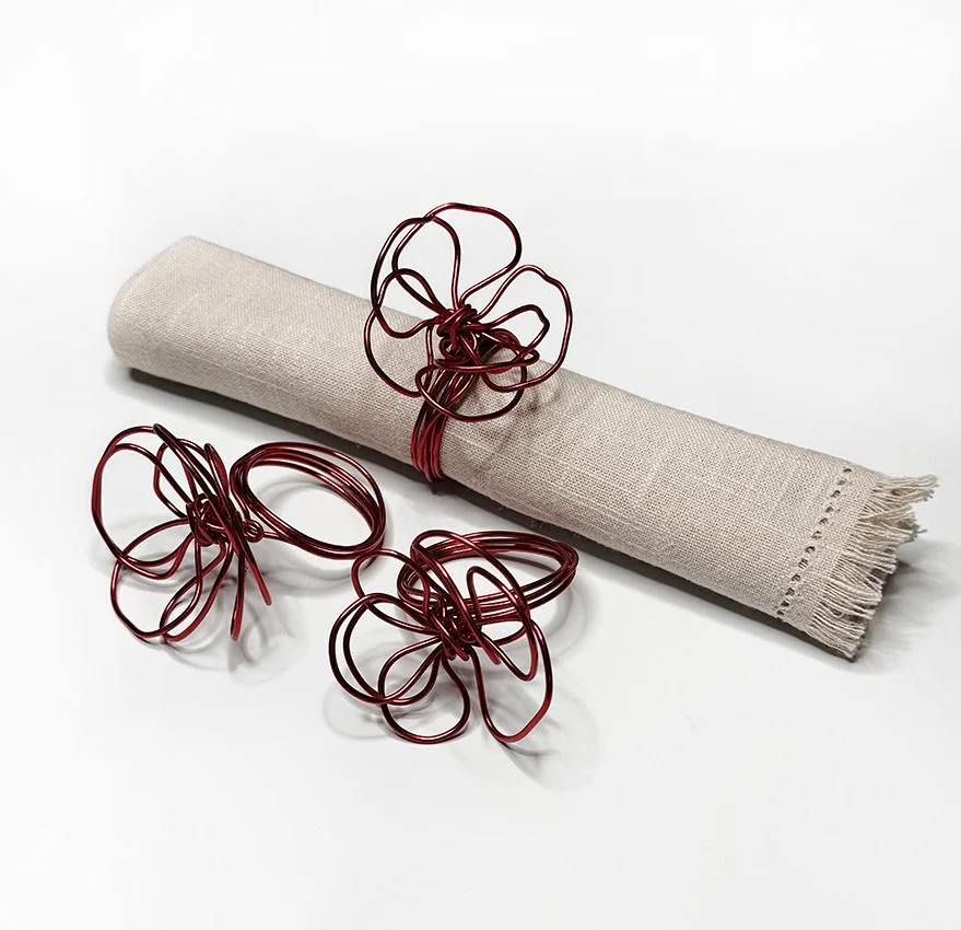 Servettringar Trådkonst wire art