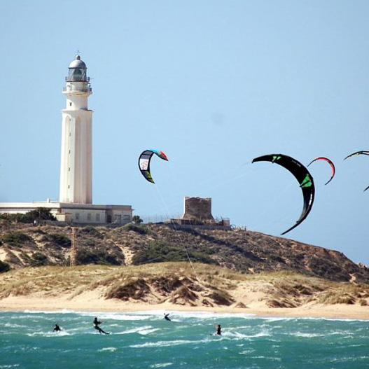 Lighthouse_kitesurfing.jpg