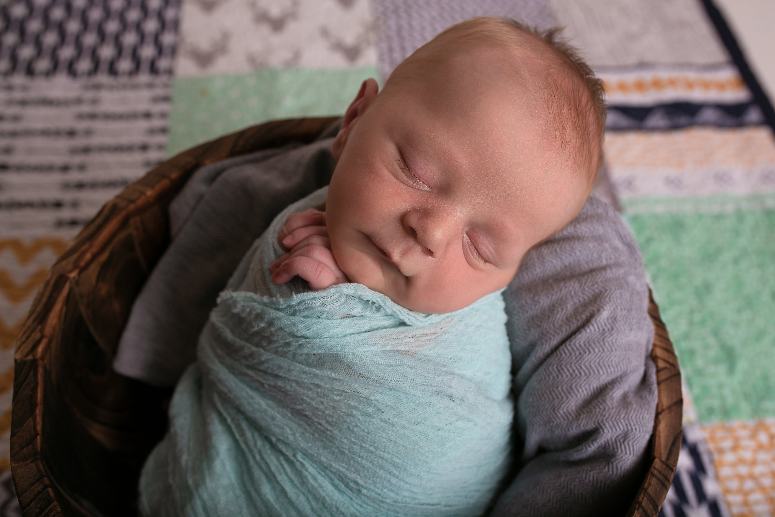 18_11_04 Melody Foster Newborn Session - Pryson55.jpg