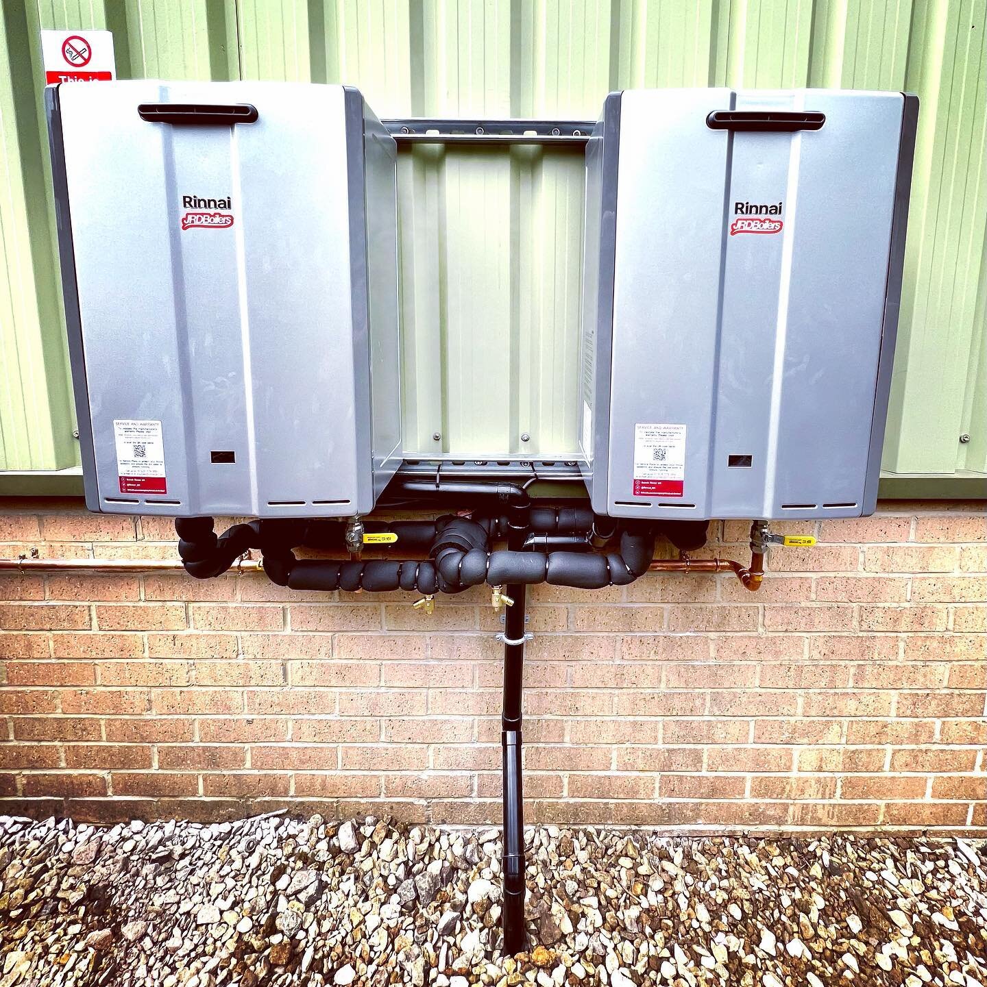 Having fun installing these beauts @Rinnai_uk Cascaded Water heaters. For a local company #cotswolds #commercialcateringequipment #commercialgas
