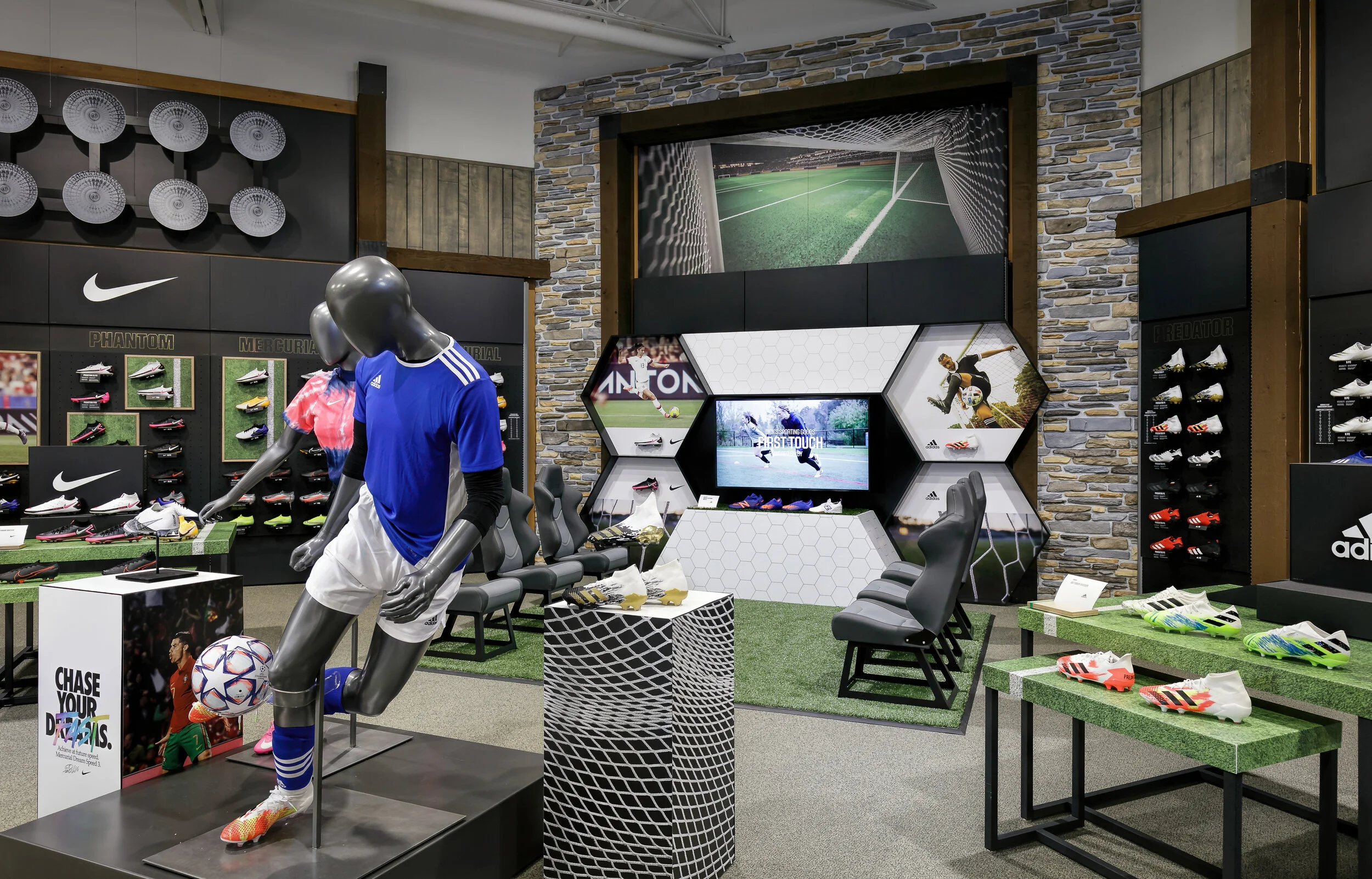SoccerExpDicks-2342.jpg