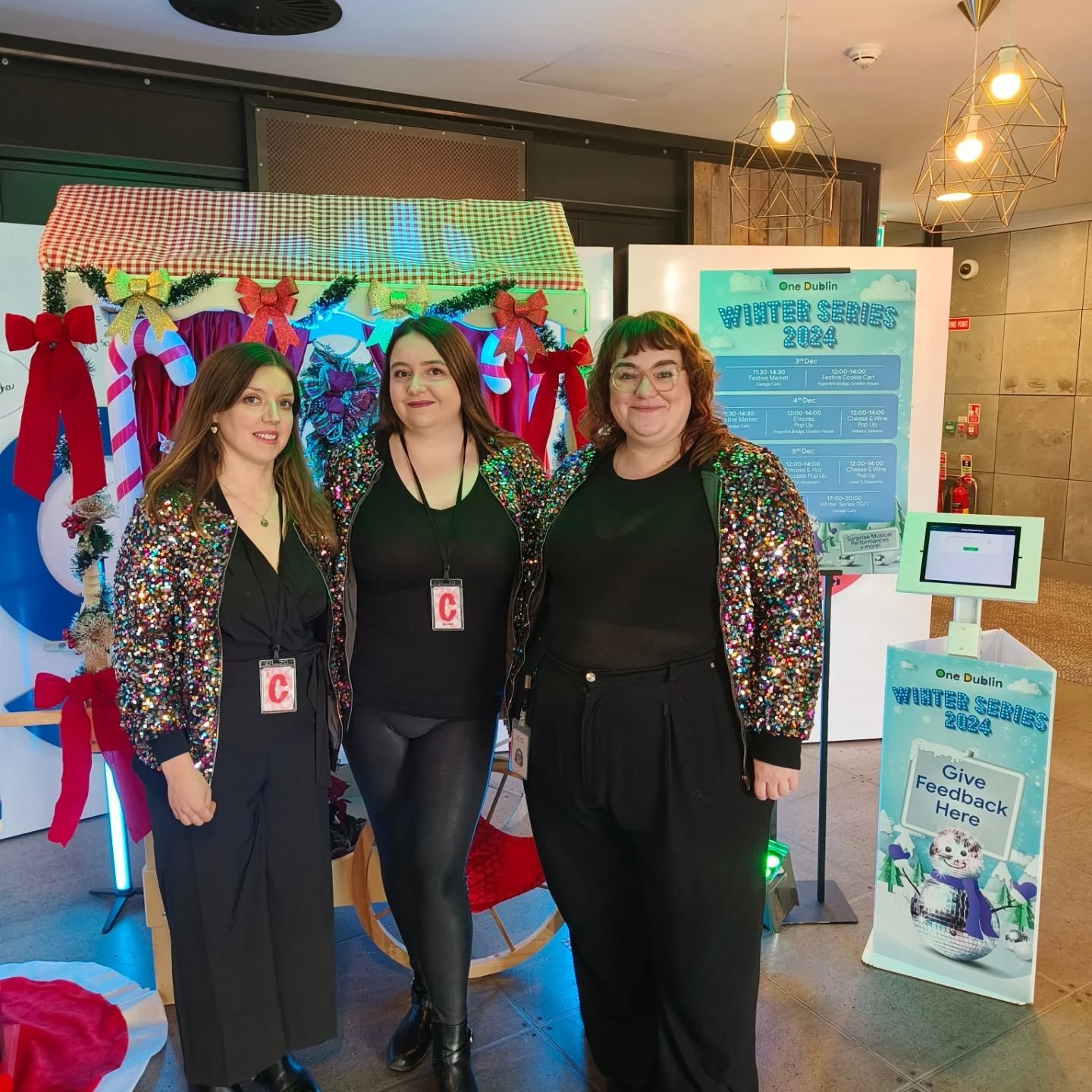 We had such a great time serenading the team at Google with some acapella carols as part of their winter series yesterday! ✨ 

. . .

#googleireland #dublindocklands #gospelchoir #christmascarols #acapella