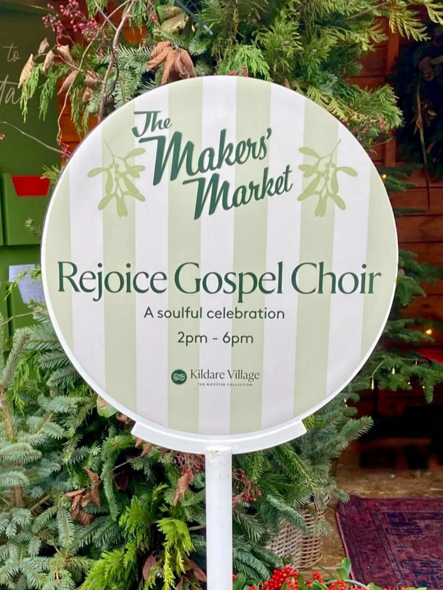 We're thrilled to be back in the stunning Kildare Village today! Catch us at the Maker's Market from 2:30pm for some festive favourites! ✨ 

. . .

#kildarevillage
#makersmarket #christmasmarket #christmaschoir #rejoicegospelchoir