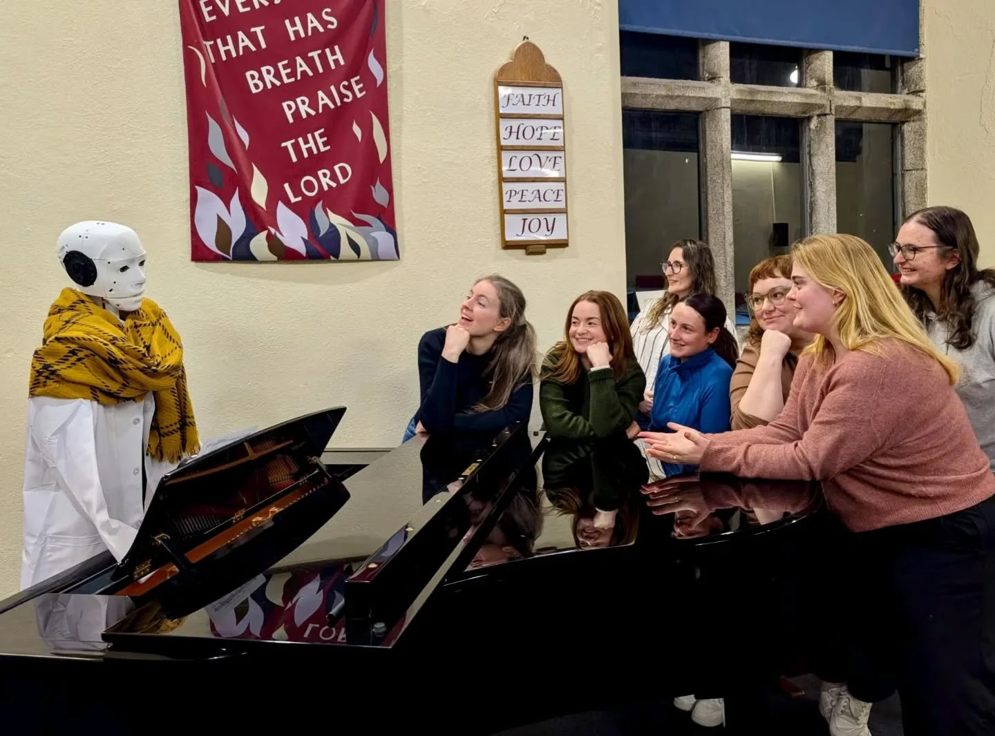We had an unexpected visitor at rehearsal last night so decided to make the most of it. 📖 🎶 

Captions in comments please! 🙏 

We do love sharing our rehearsal space with a number of wonderful theatre groups, but we feel like this one warranted a 