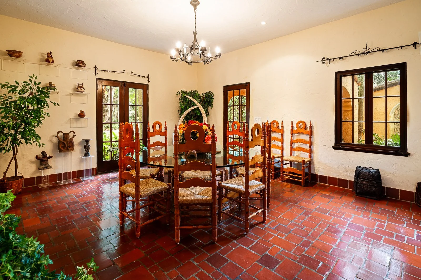 AlexTphoto.com - 925 Castile Plaza-15-Web.jpg