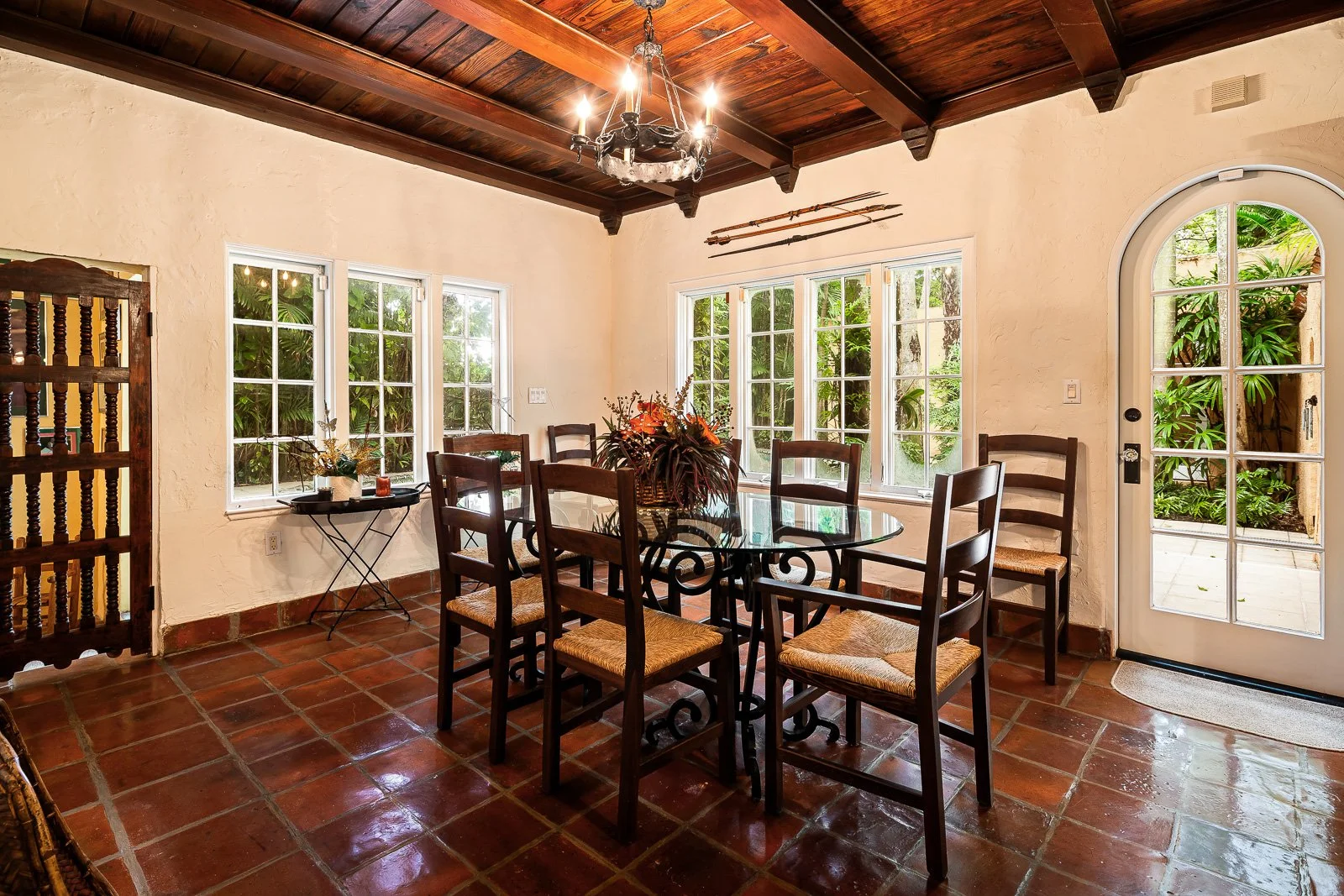 AlexTphoto.com - 925 Castile Plaza-18-Web.jpg