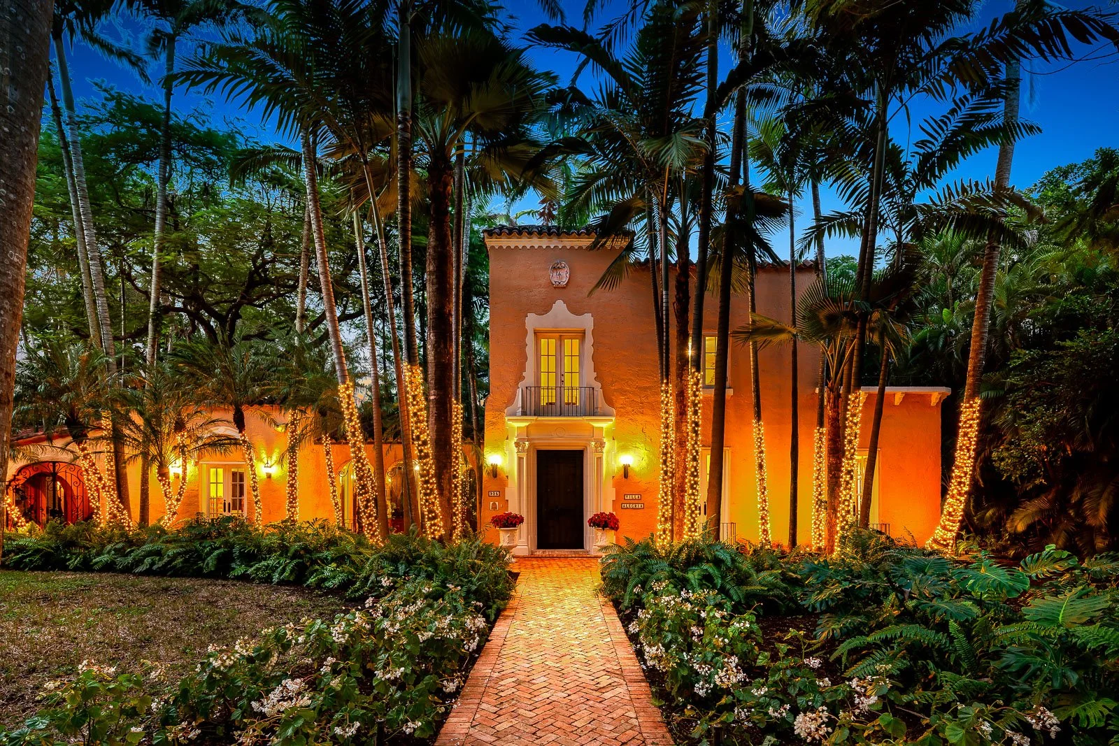 925 Castile Plaza, Coral Gables