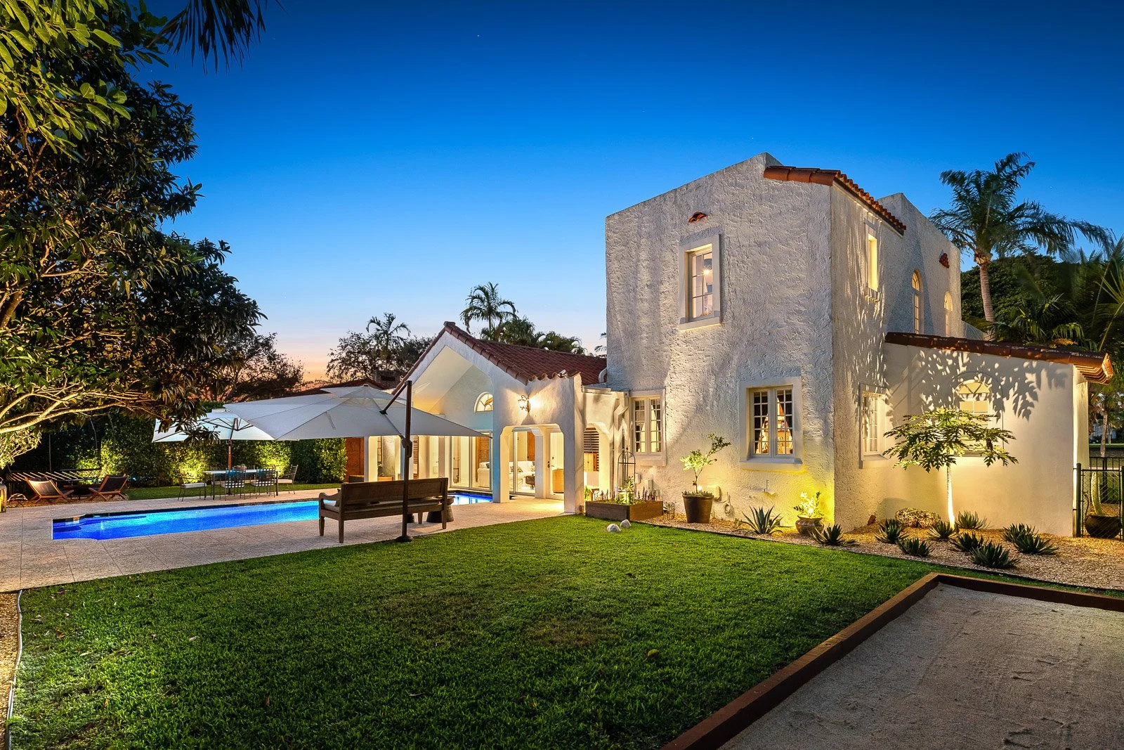 AlexTphoto.com - 1234 S Greenway Dr-Twilights-02-Web.jpg