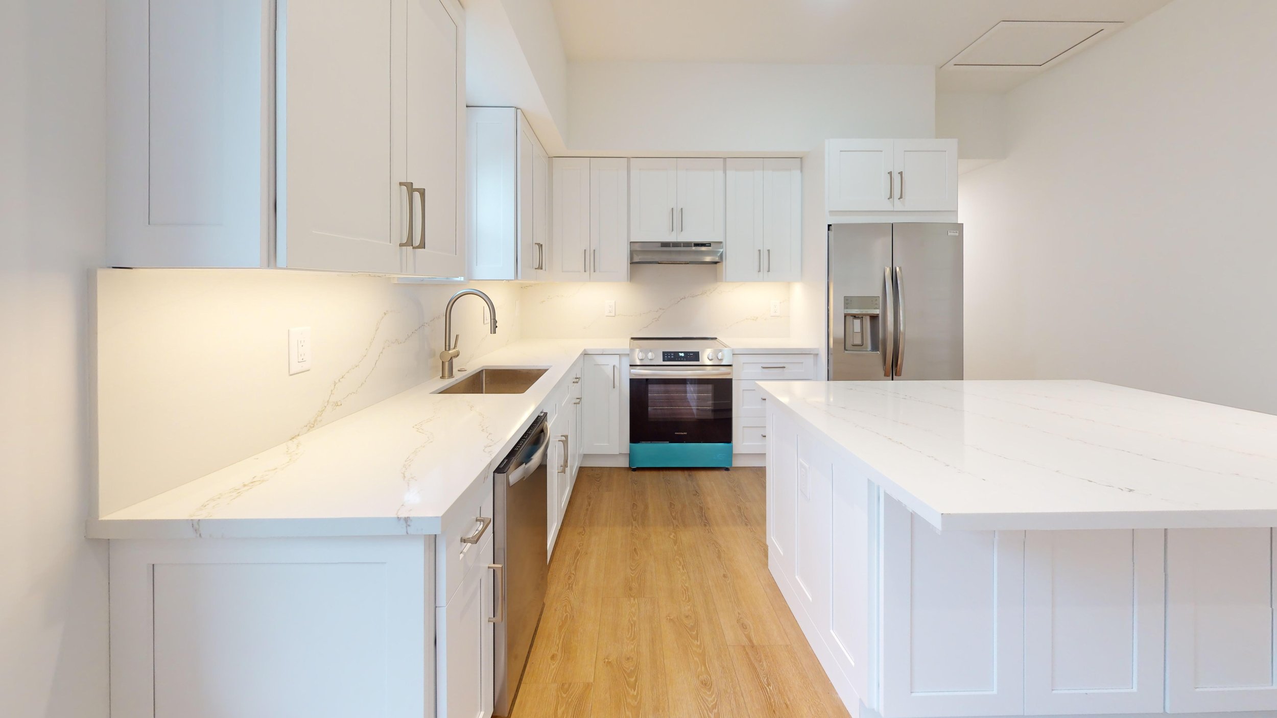 117-Florida-Ave-Kitchen 1.jpg