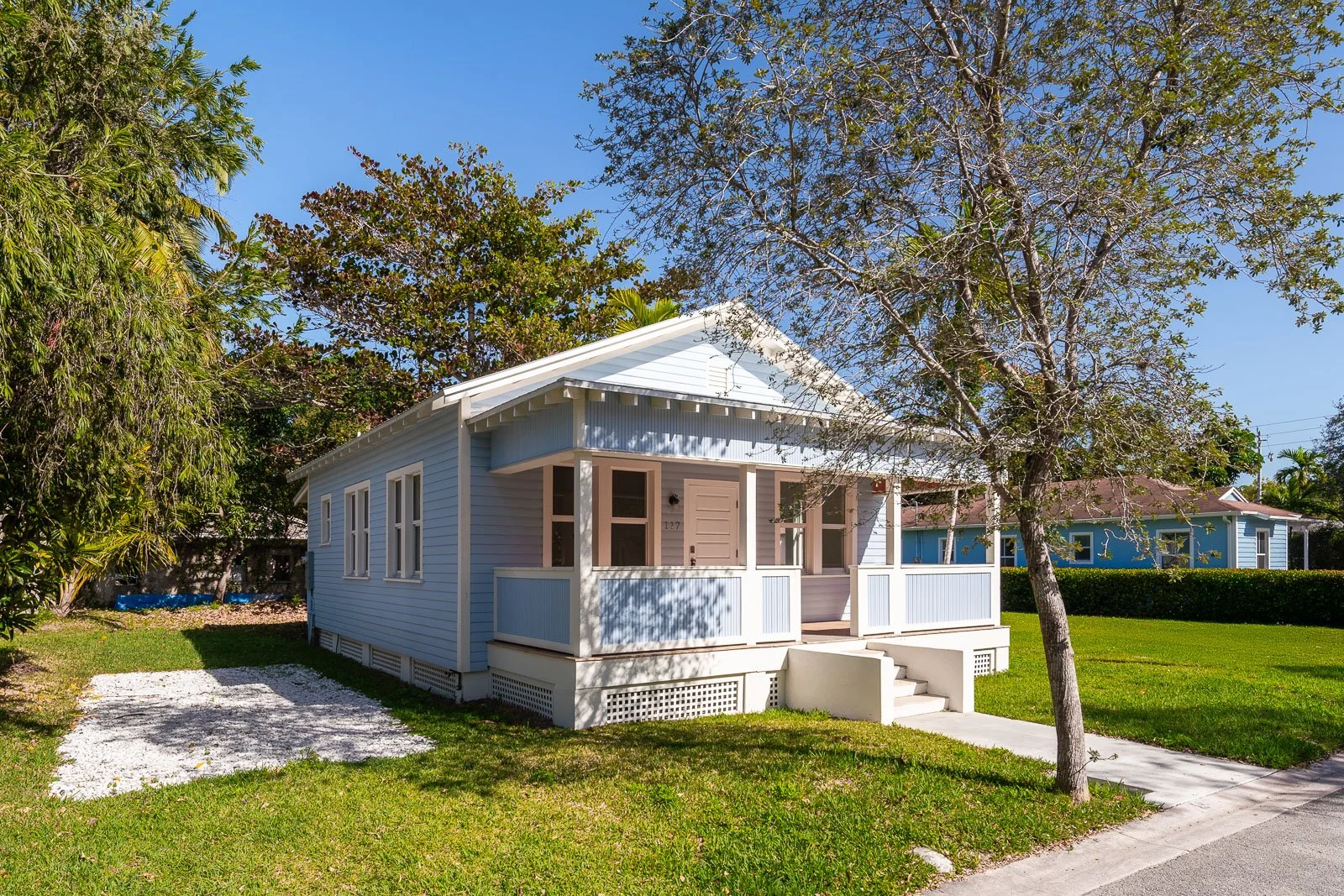 AlexTphoto.com - 117 Florida Ave-03-Web.jpg