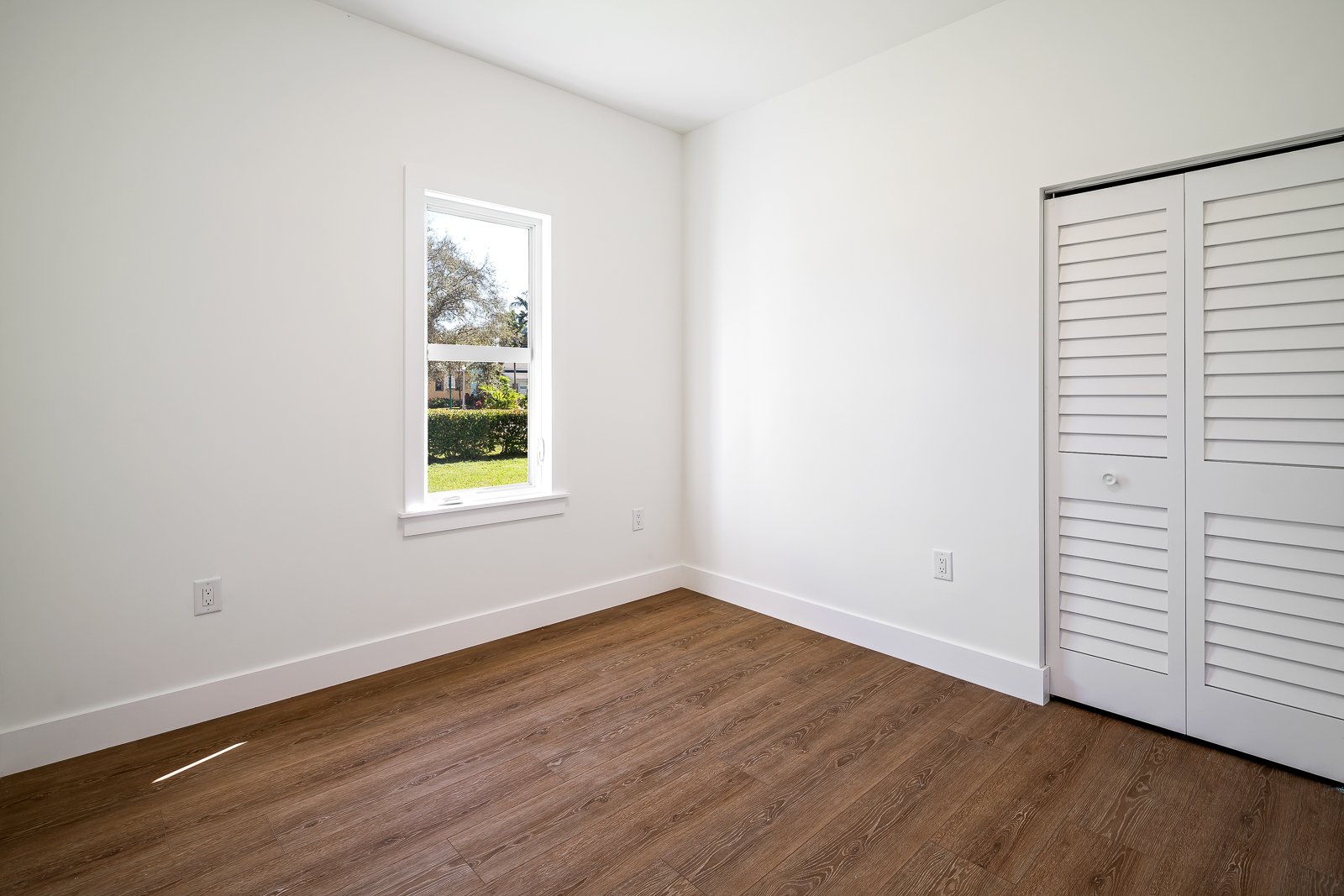 AlexTphoto.com - 117 Florida Ave-16-Web.jpg