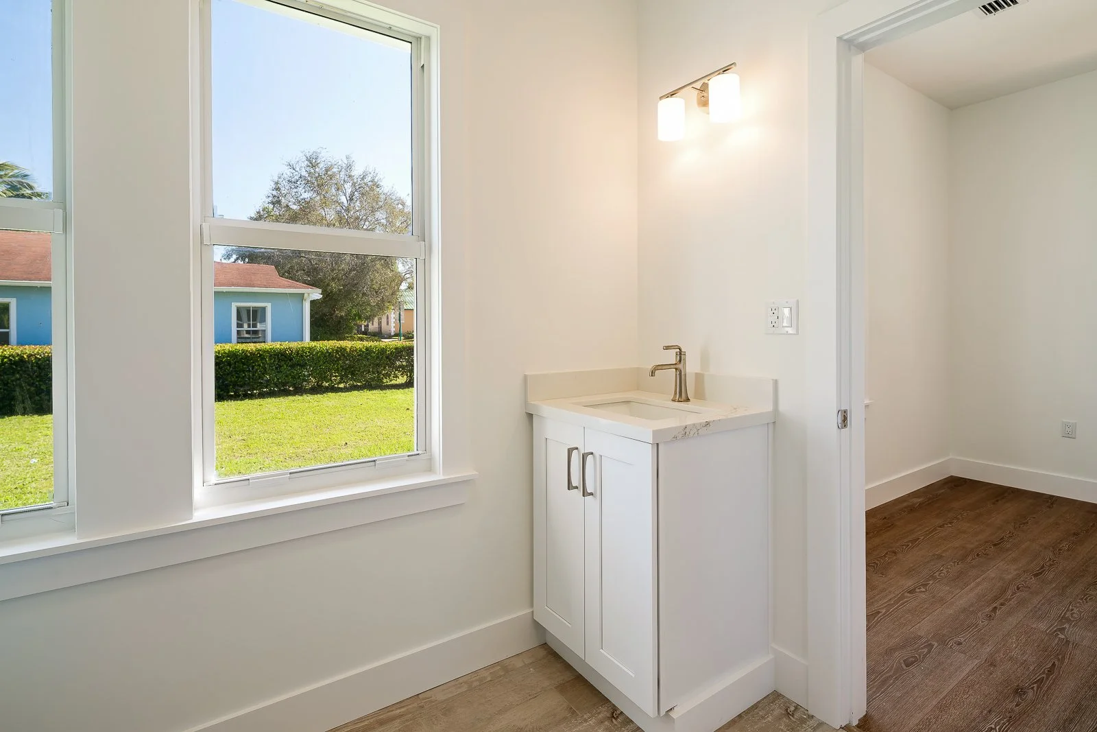 AlexTphoto.com - 117 Florida Ave-20-Web.jpg