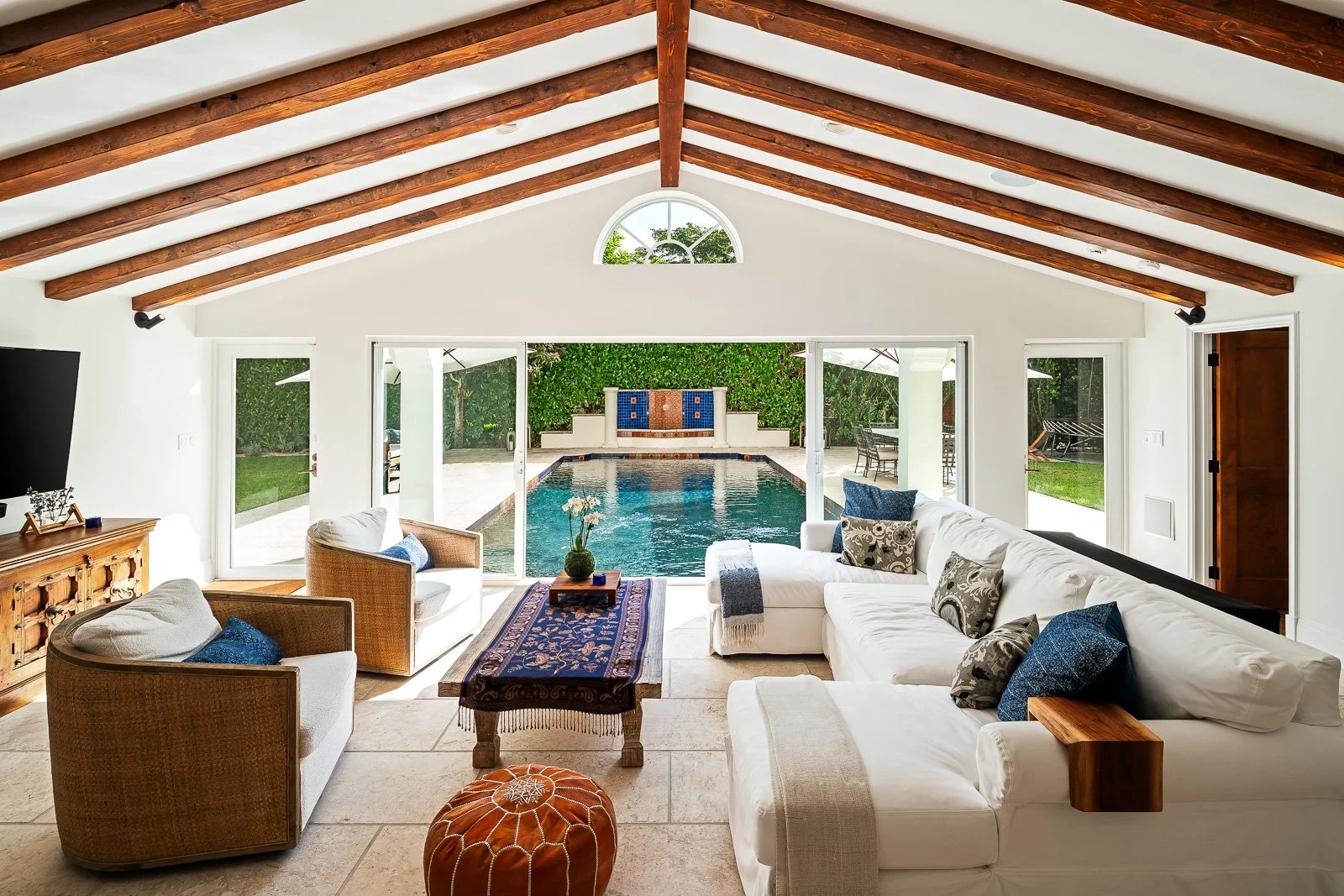 AlexTphoto.com - 1234 S Greenway Dr-18-Web.jpg