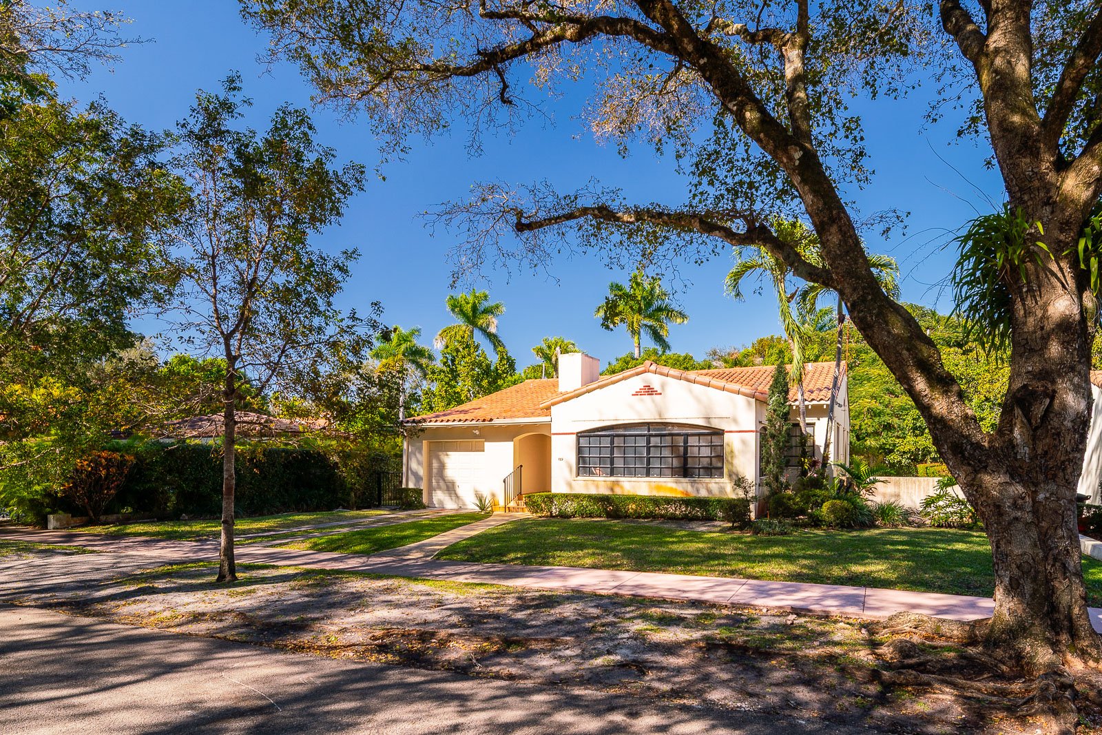 AlexTphoto.com - 739 Aledo Ave-02-Web.jpg