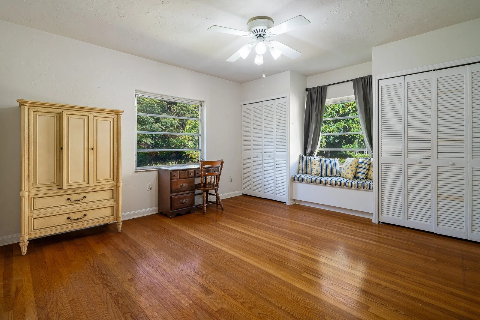 AlexTphoto.com - 739 Aledo Ave-23-Web.jpg