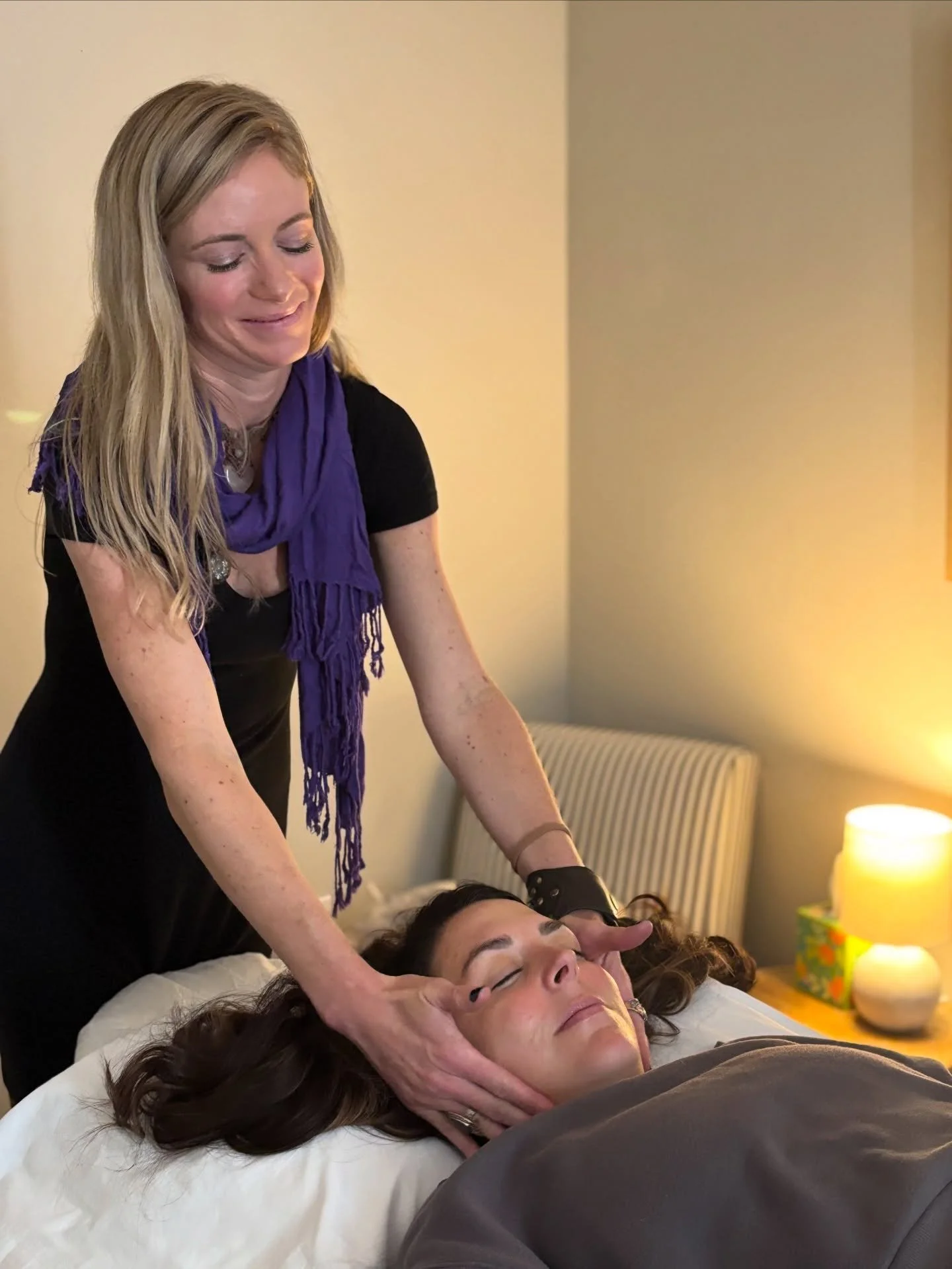 ✨ NEW Add-On with Dr. Naomi: Nano-Needling! ✨
If you&rsquo;ve been curious about a little extra glow + plump&hellip; this one&rsquo;s for you.

Our newest 30-minute nano-needling add-on is perfect for the most sensitive facial areas &mdash; mouth, ey