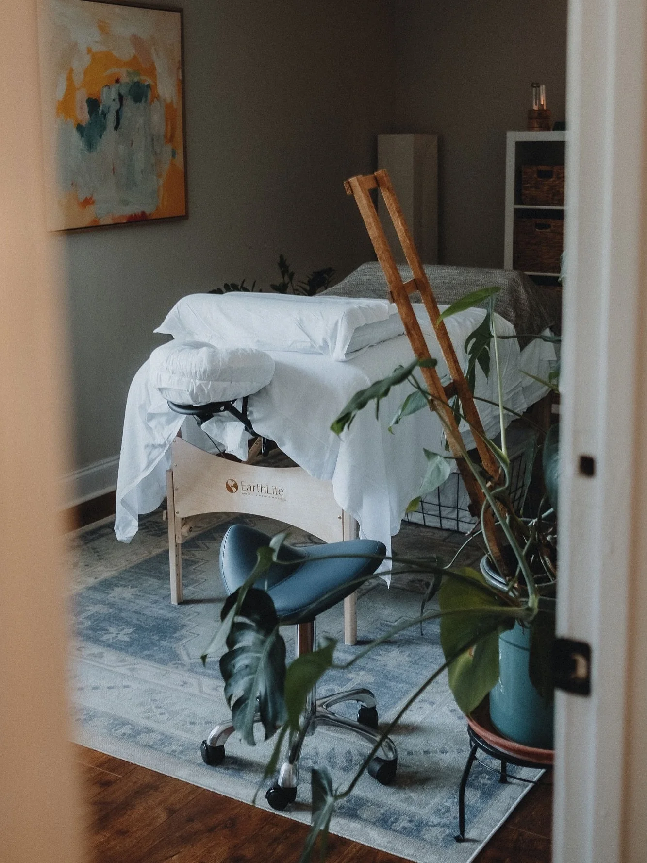 More than just a treatment space..we&rsquo;ve created an environment where you can truly slow down, exhale, and feel supported 🤍 

From the moment you walk through our doors, our goal is for you to feel calm, cared for, and completely at ease. Wheth
