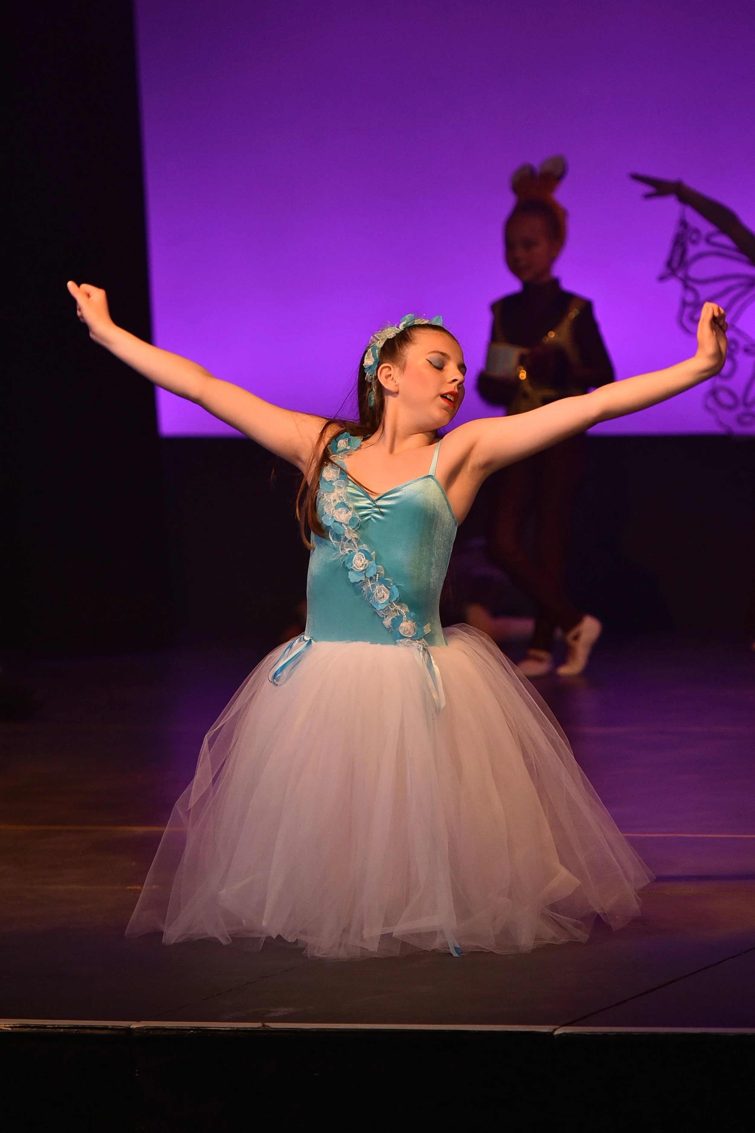 Alice in Wonderland, York, En Pointe Dancers