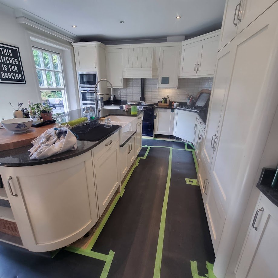 RESPRAYING KITCHEN ENGLEFIELD GREEN BEFORE 20.jpg