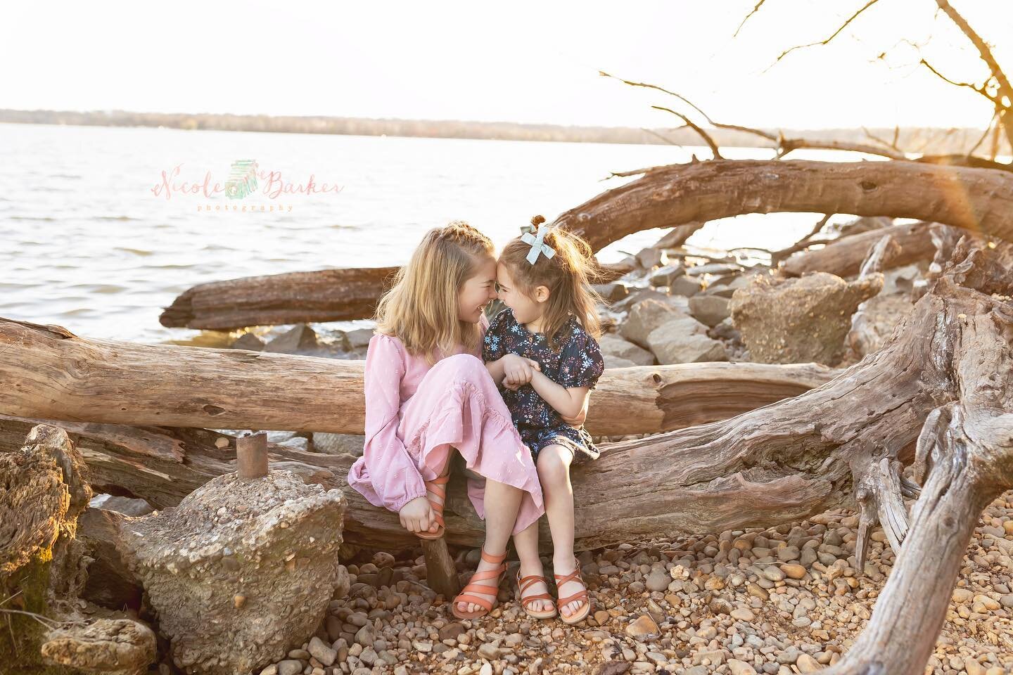 This entire session was dreamy 😍. How could it not be with these darling little girls!!!!
.
.
.
#familysessions #familyphotography #familyphotographer #childrensphotographer #kids #sisters #siblings #nova #dc #washingtondc #alexandria #arlington #ph