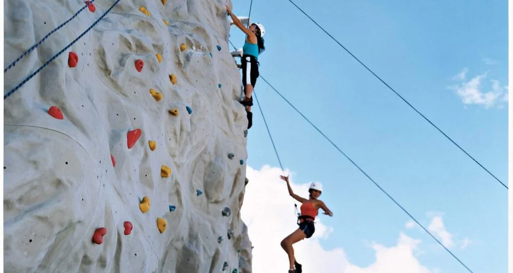RCI_Radiance_WomenClimbing.jpg