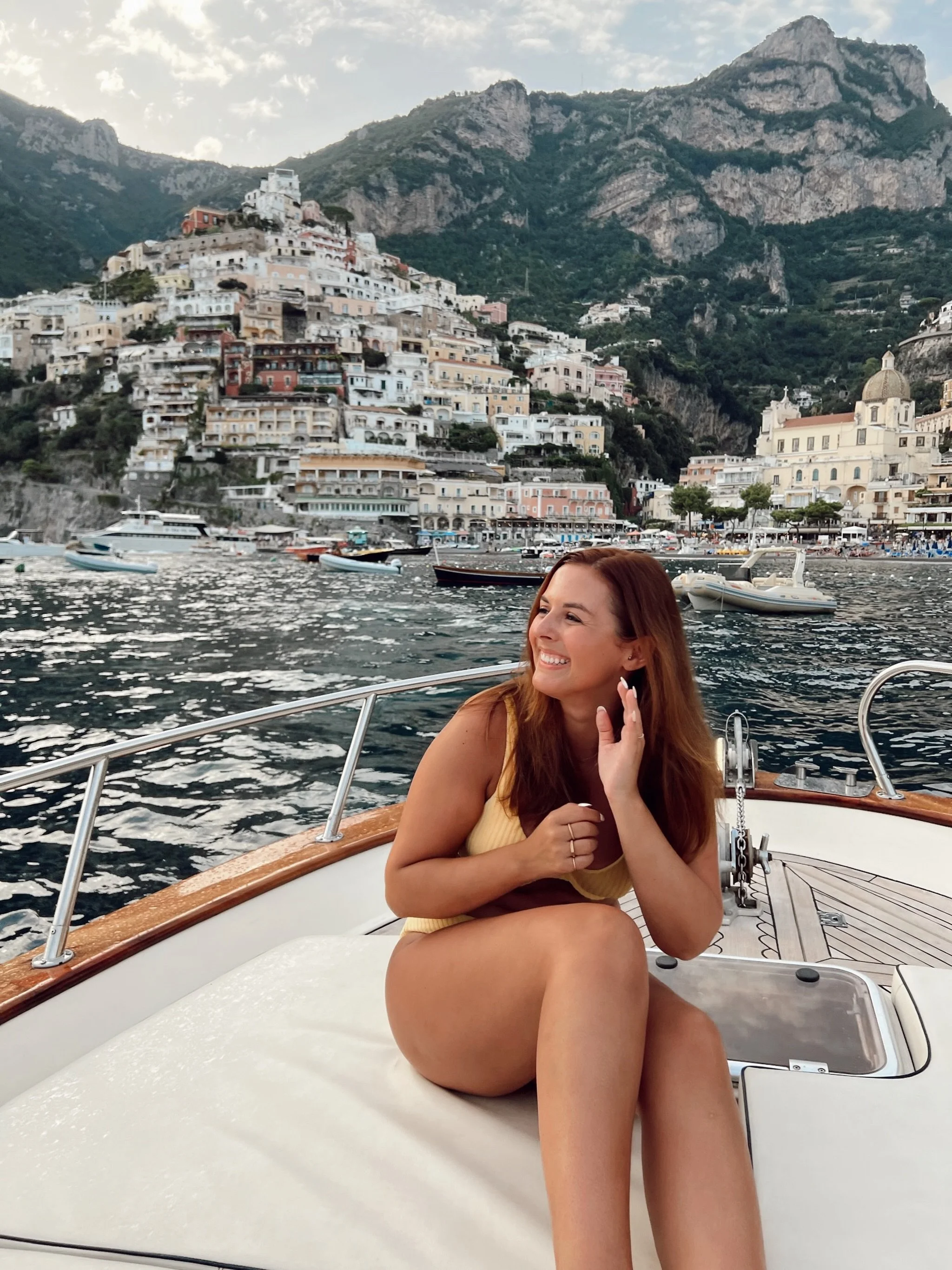 Kinda chic to make your own travel dreams come true 💛