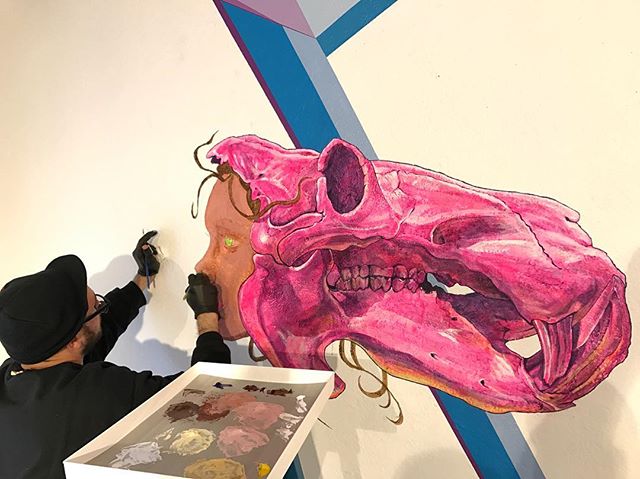 @tony_philippou bringing the @kaleidoskullart Hippo mural to life in early March 2017 for the &quot;Kaleidoskull&quot; exhibition that opened on March 16, 2017 @redefinearts in @orlando &bull;
Visit the &quot;Kaleidoskull Project&quot; in the &quot;P