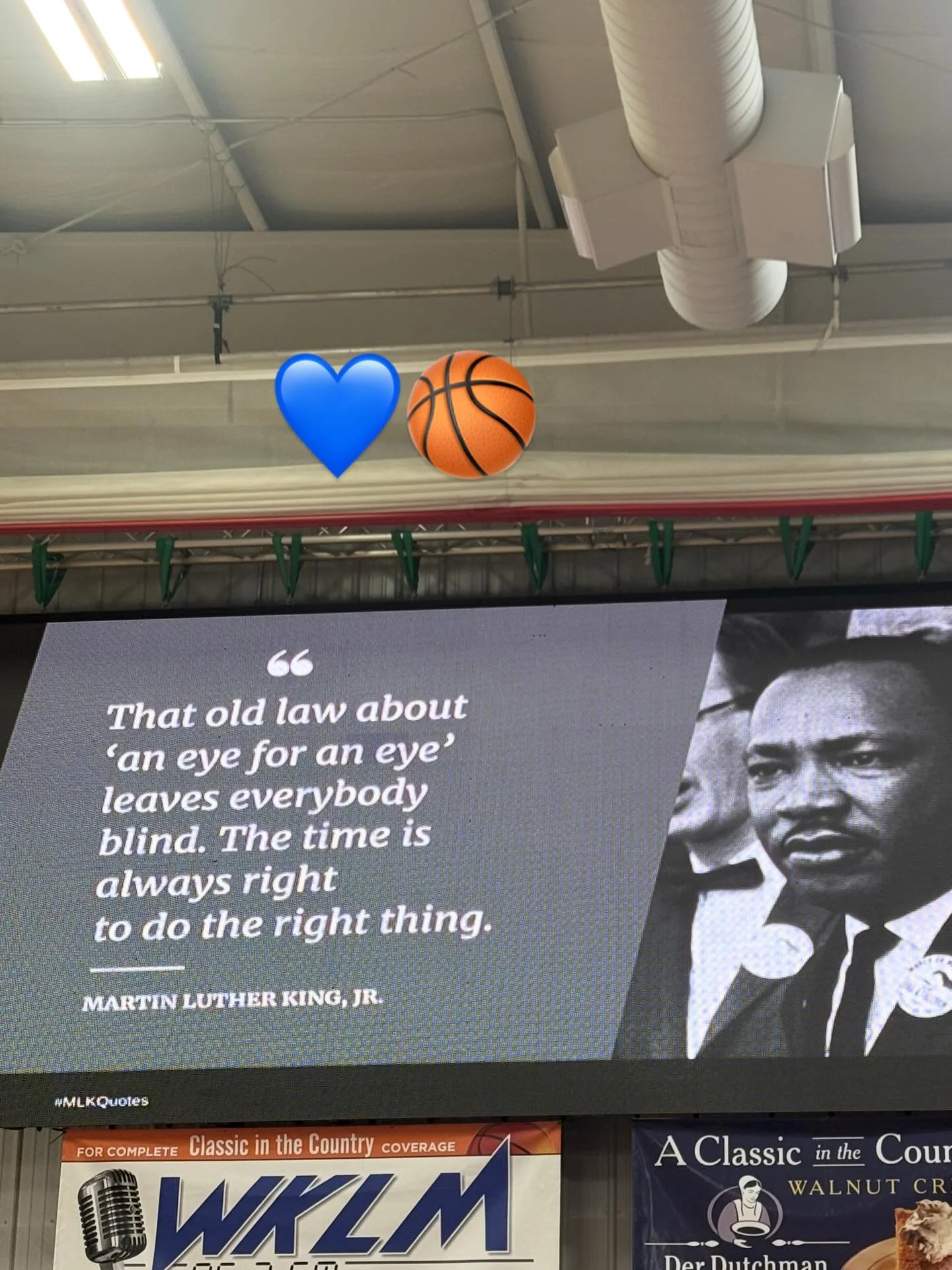 Feeling blessed to share this holiday weekend with @hobangirlsbb. The beauty of sports 🏀 is how it reflects life and pushes us to grow. @coachpam22 - Coach Pam, Coach Willie, Coach Nash &amp; Coach Danielle exemplify the wisdom of Dr. Martin Luther 