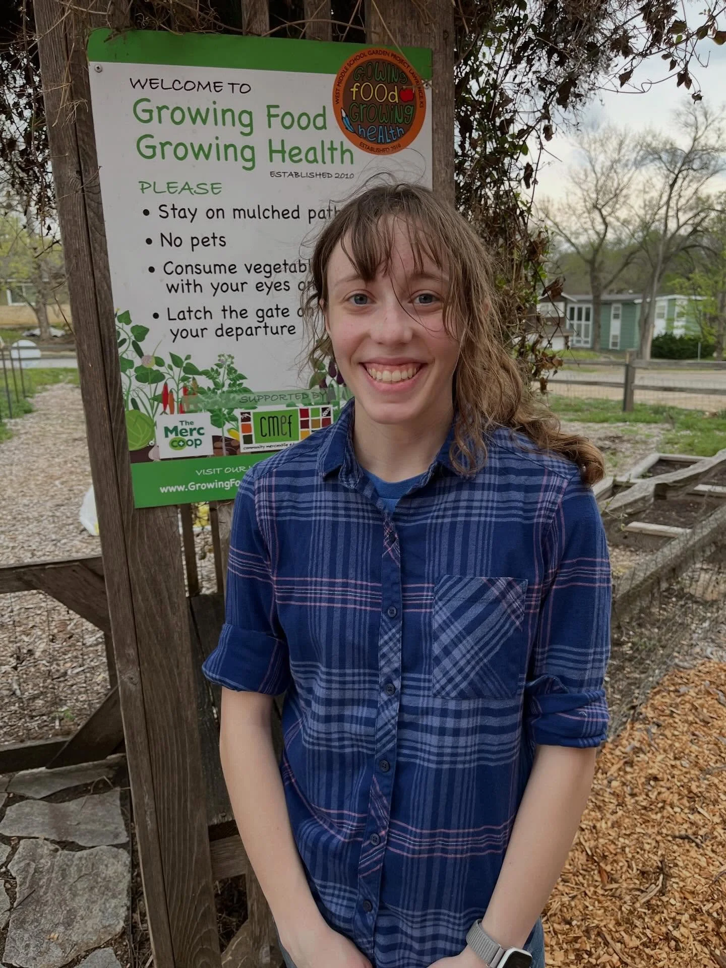 Welcome to the Growing Food Growing Health crew Aspyn!! You jumped right in on your first day with us, getting so many beautiful cabbage and lettuce plants in the ground ahead of this evening&rsquo;s rainy forecast!! 

Thanks to our friends at Mellow