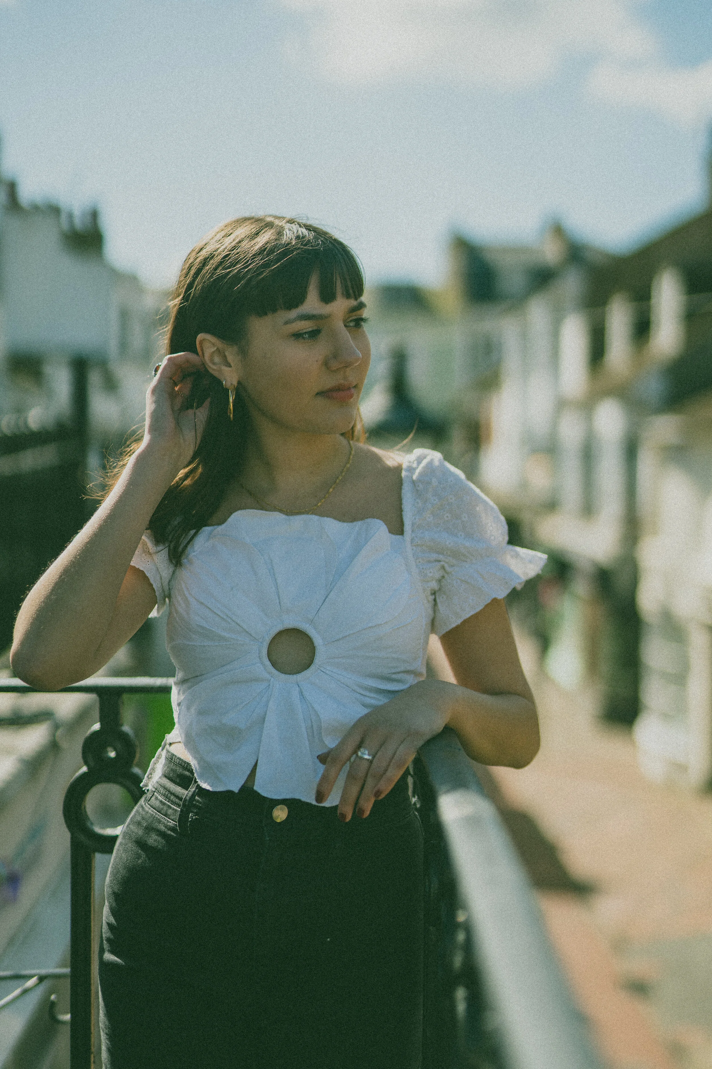  Honey Mooncie - Here For Me (Single)