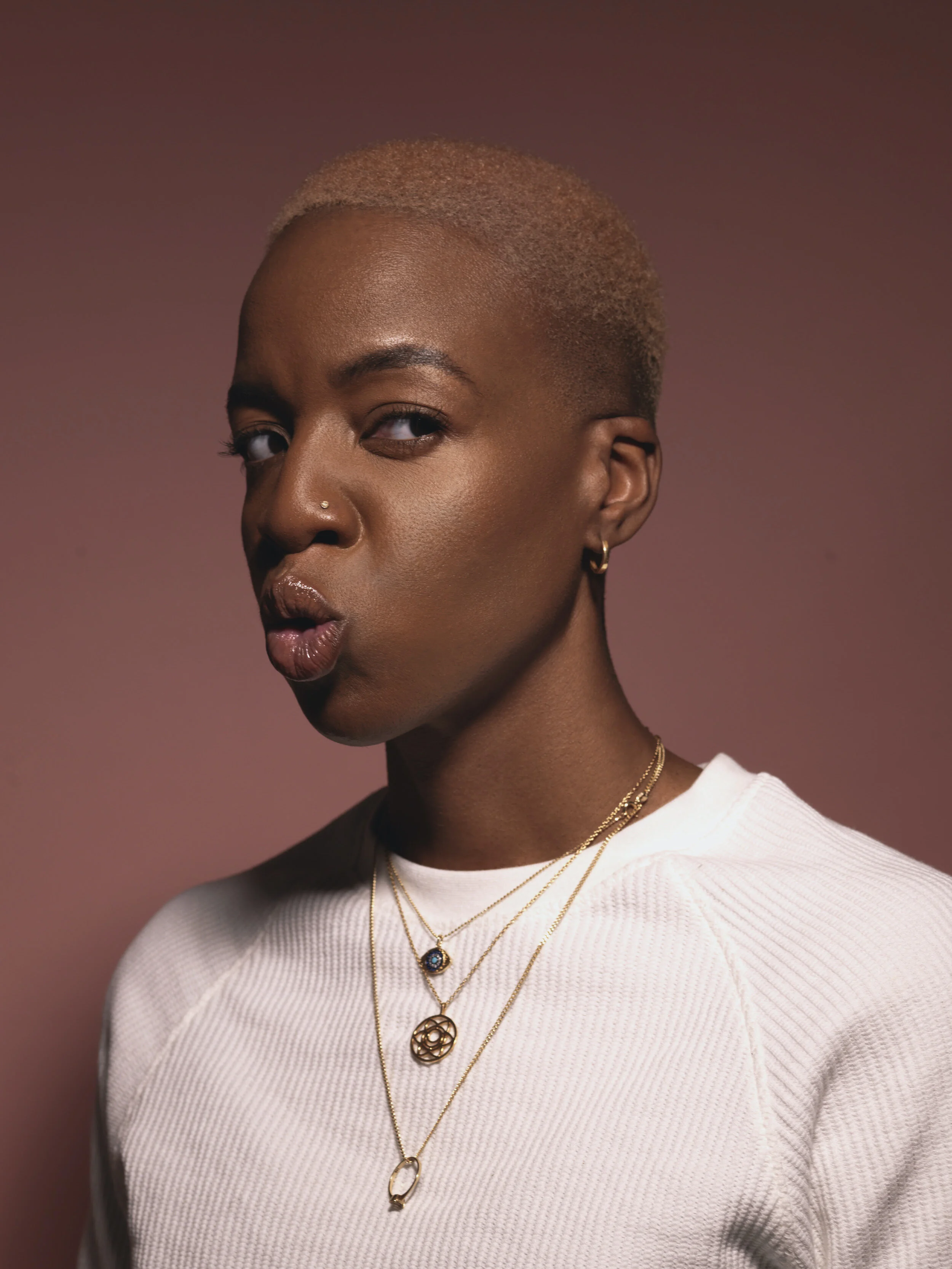Emmavie - Uh Huh Okay (Single)