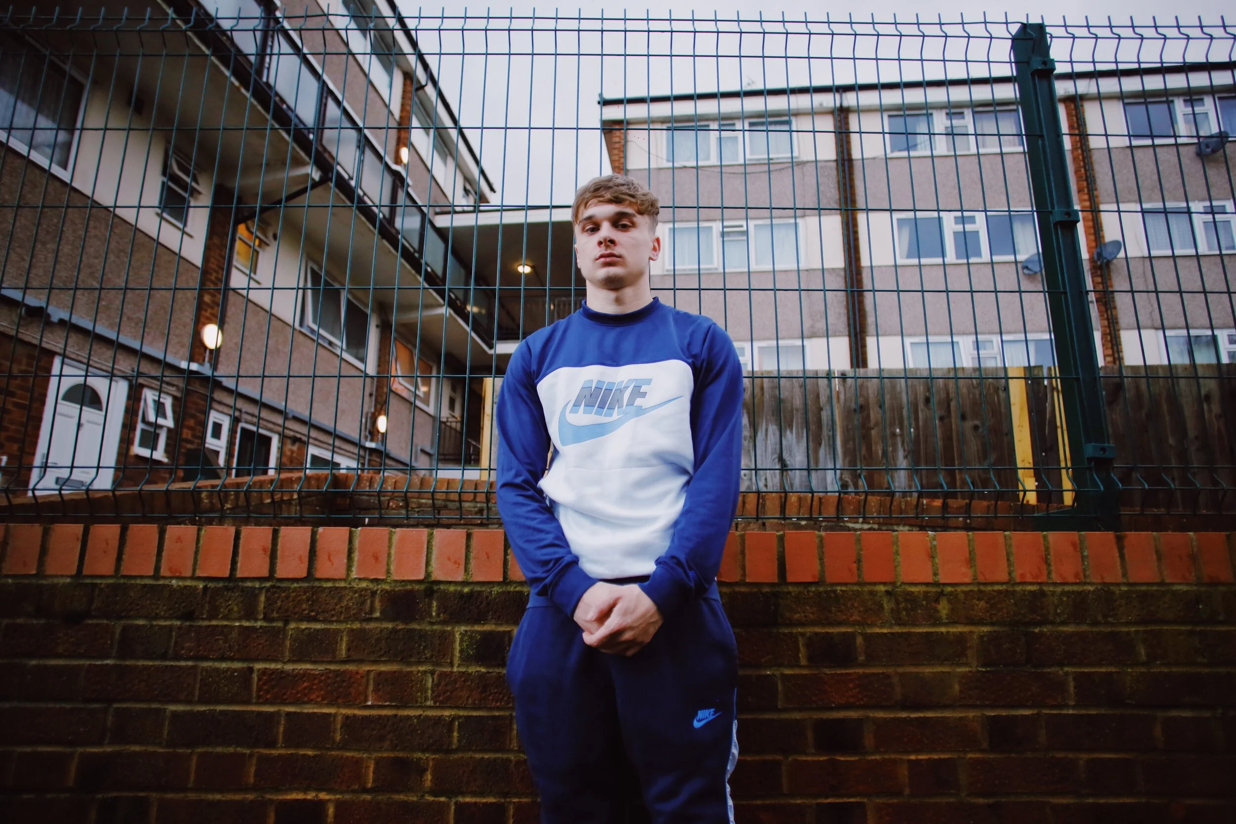 Snow - Interview + All That I Got (Official Video)