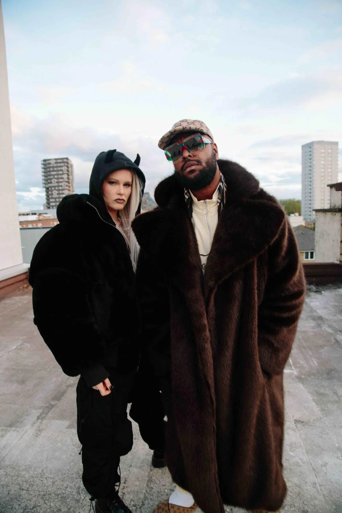 Donae'O ft: DJ Supa, Mr Taffa &amp; Etta Bond - She Belongs To The Night (Official Video)