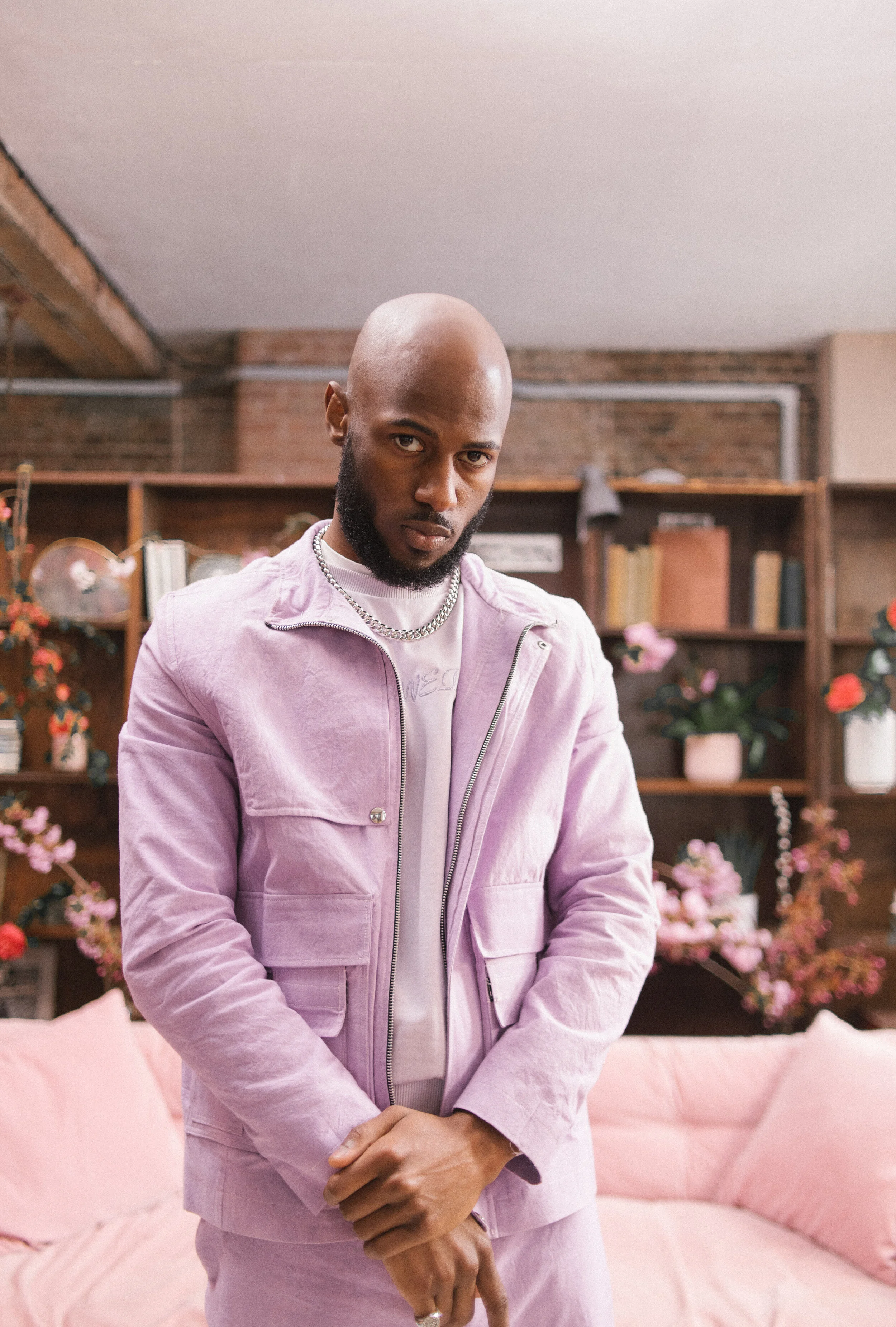 Kadiata ft: Knucks - Guess What (Official Video)