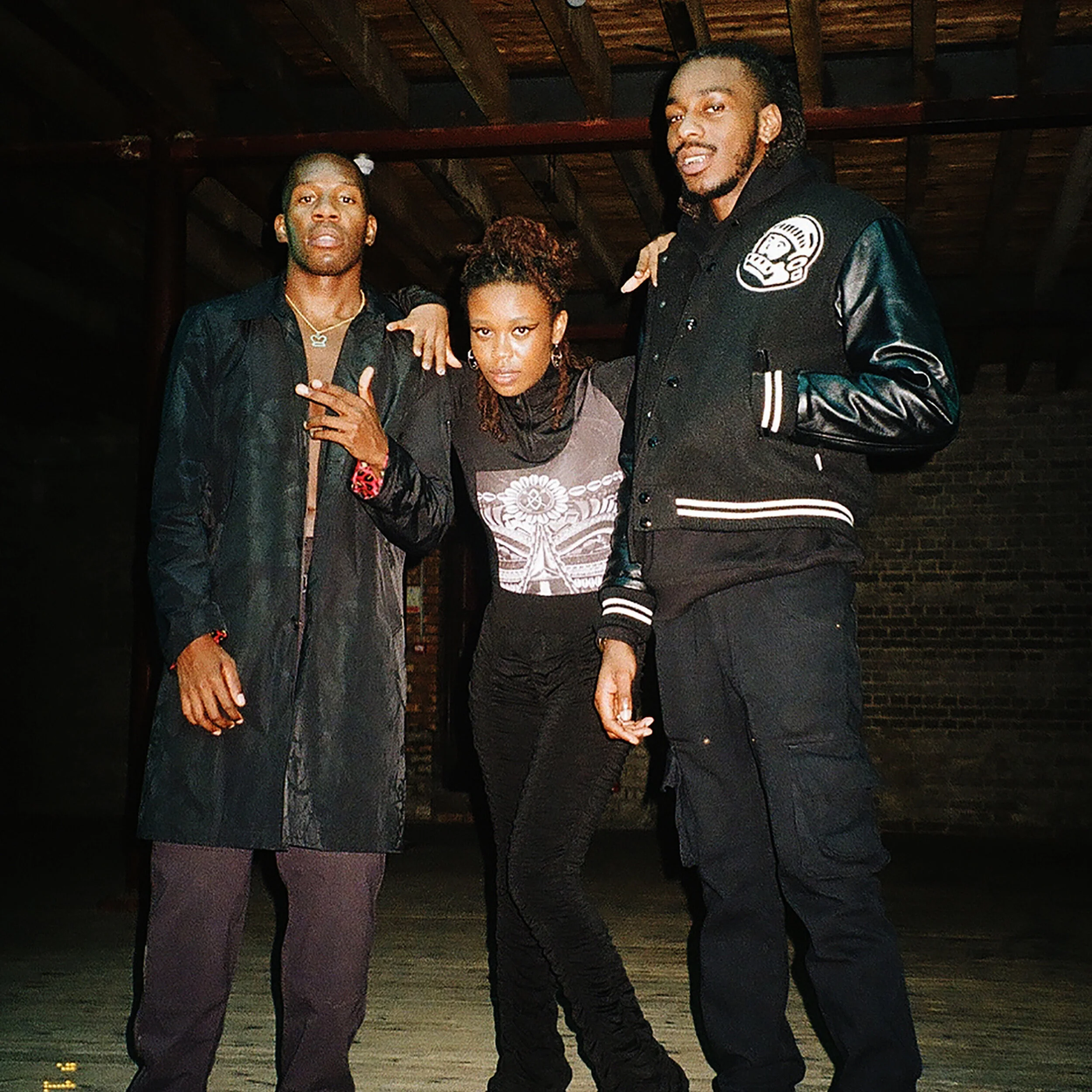 Ragz Originale ft: Lady Donil + Knucks - No Doubt (Official Video)